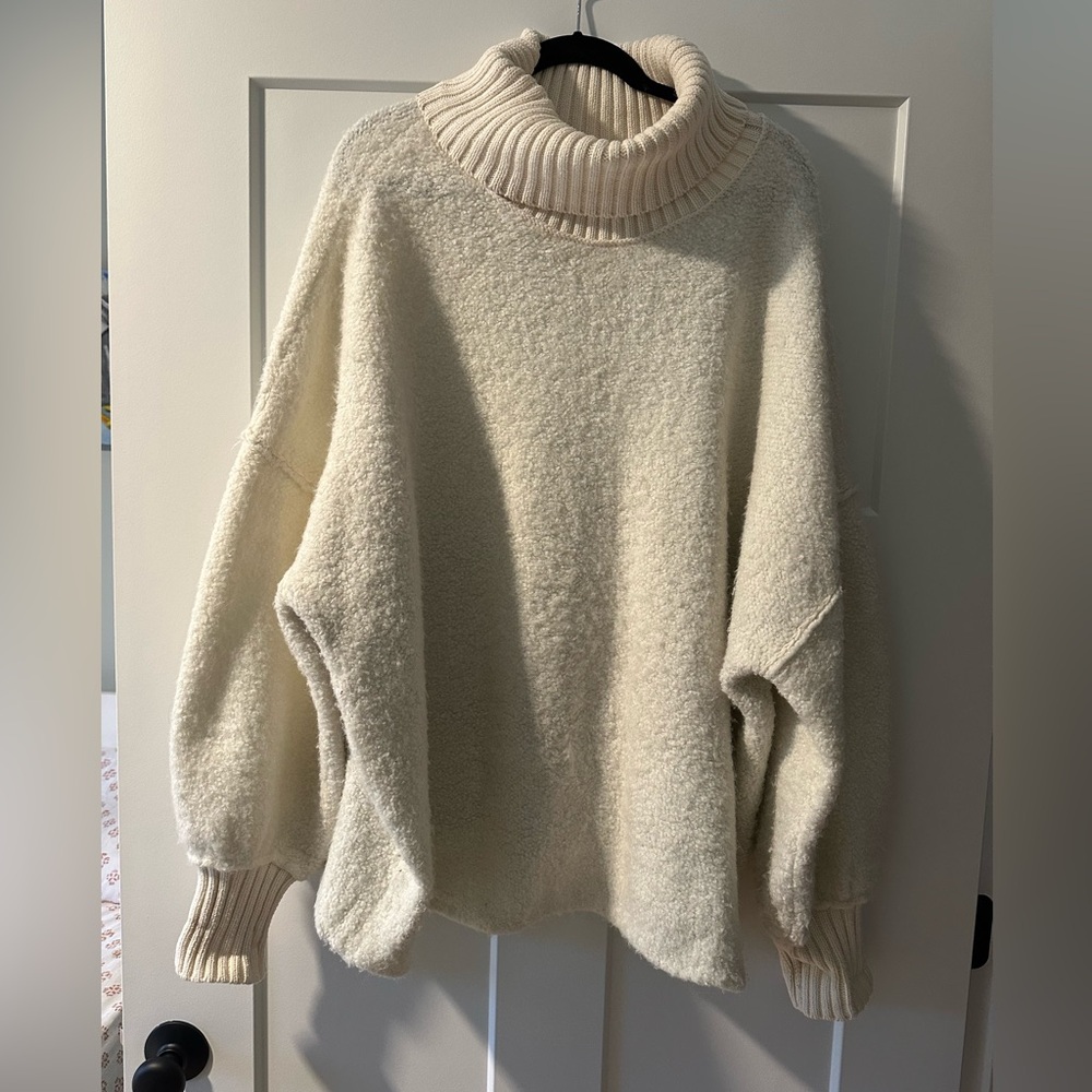 Free people Milo tunic sweater evening cream Size Large